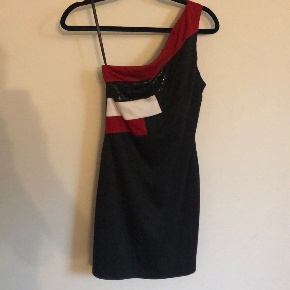 Jessica McClintock Black/Red 1-Shoulder Dress